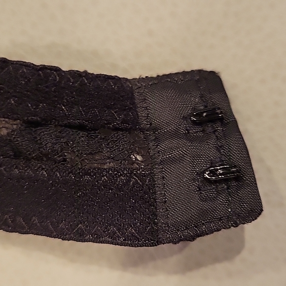 La Perla Black Lace Demi Cup Bra - Picture 5 of 7